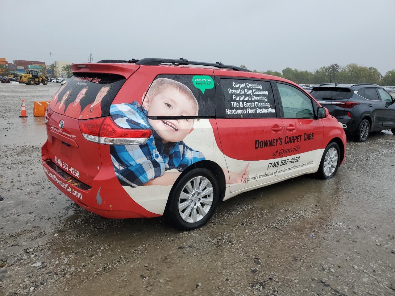 2014 Toyota Sienna le