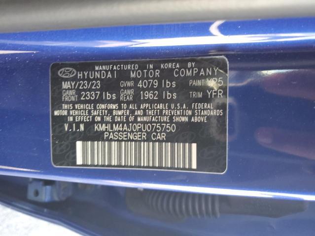 2023 Hyundai Elantra Blue