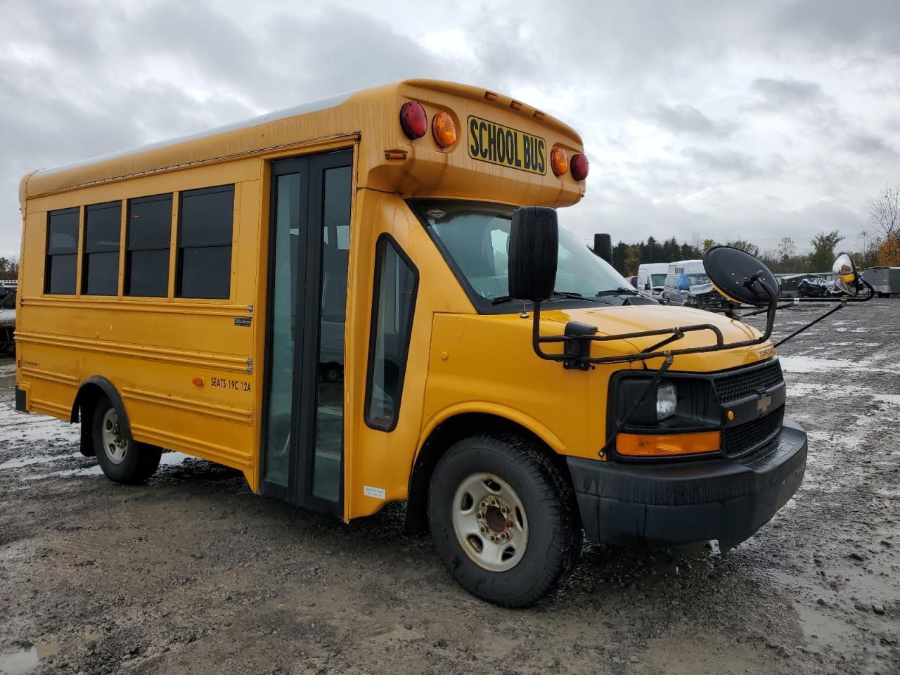 2014 Chev Rolet Express School Bus