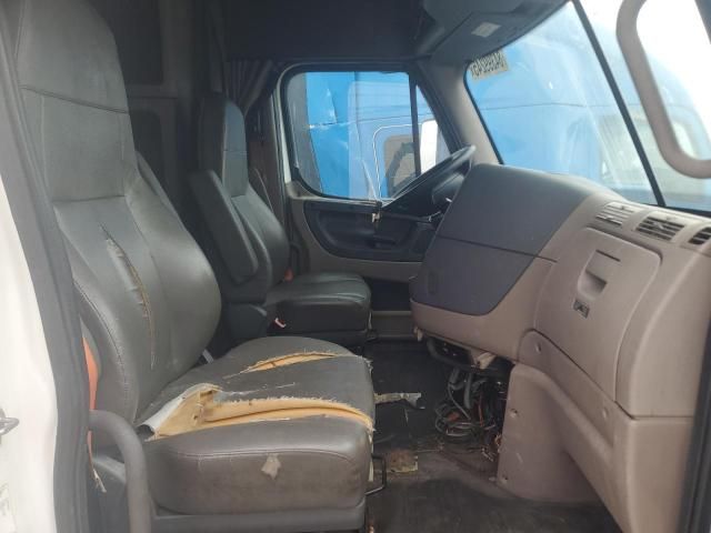 2014 Freightliner Cascadia 125