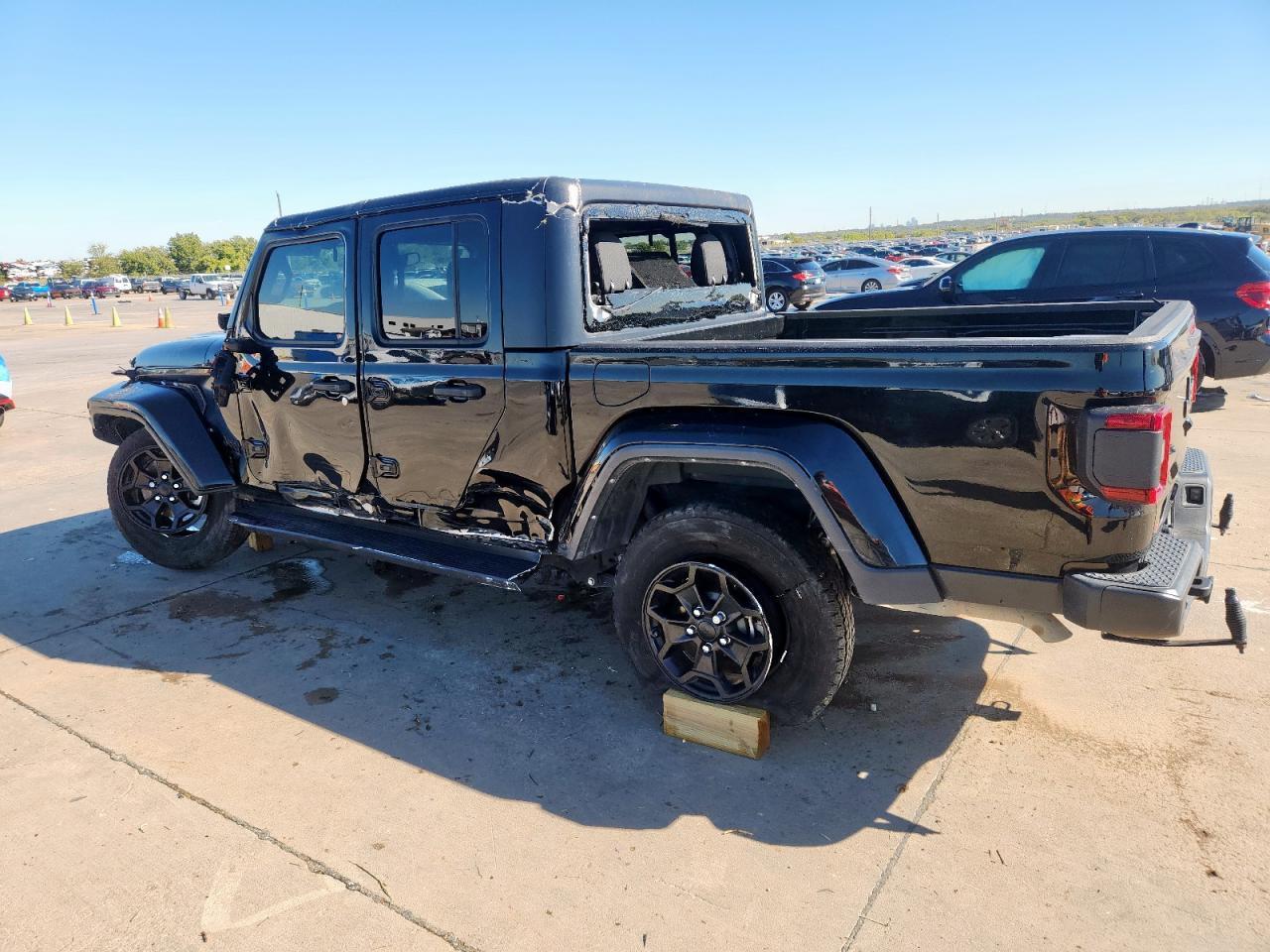 2022 Jeep Gladiator Sport