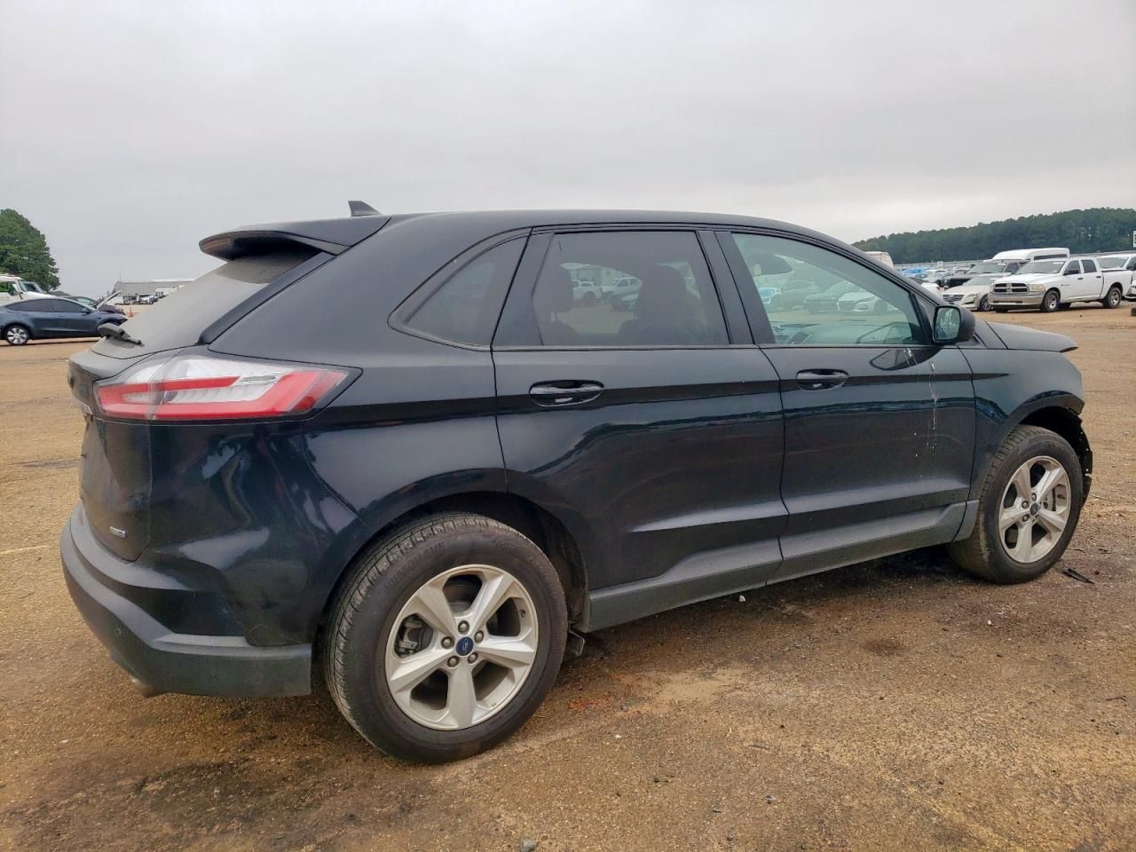 2020 Ford Edge se