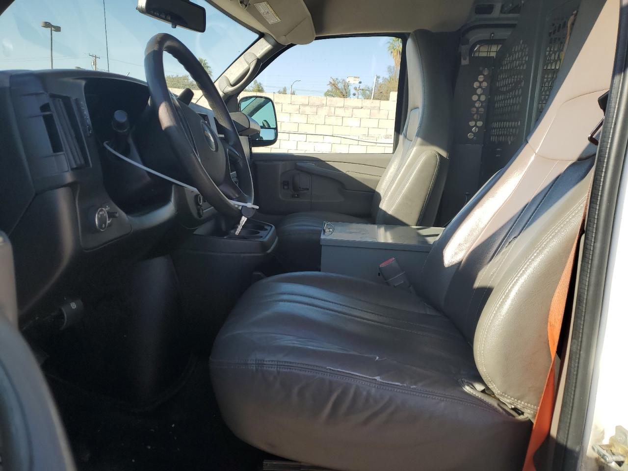 2014 Chev Rolet Express Delivery van