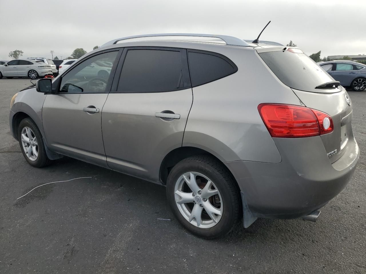 2009 Nissan Rogue s