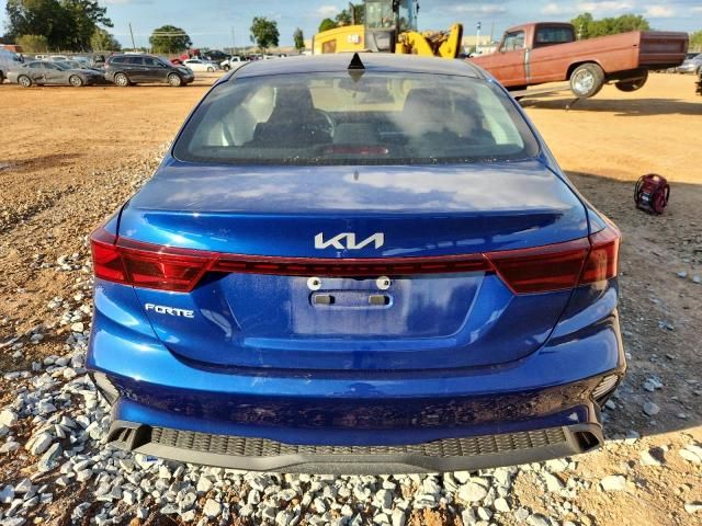 2023 KIA Forte LX