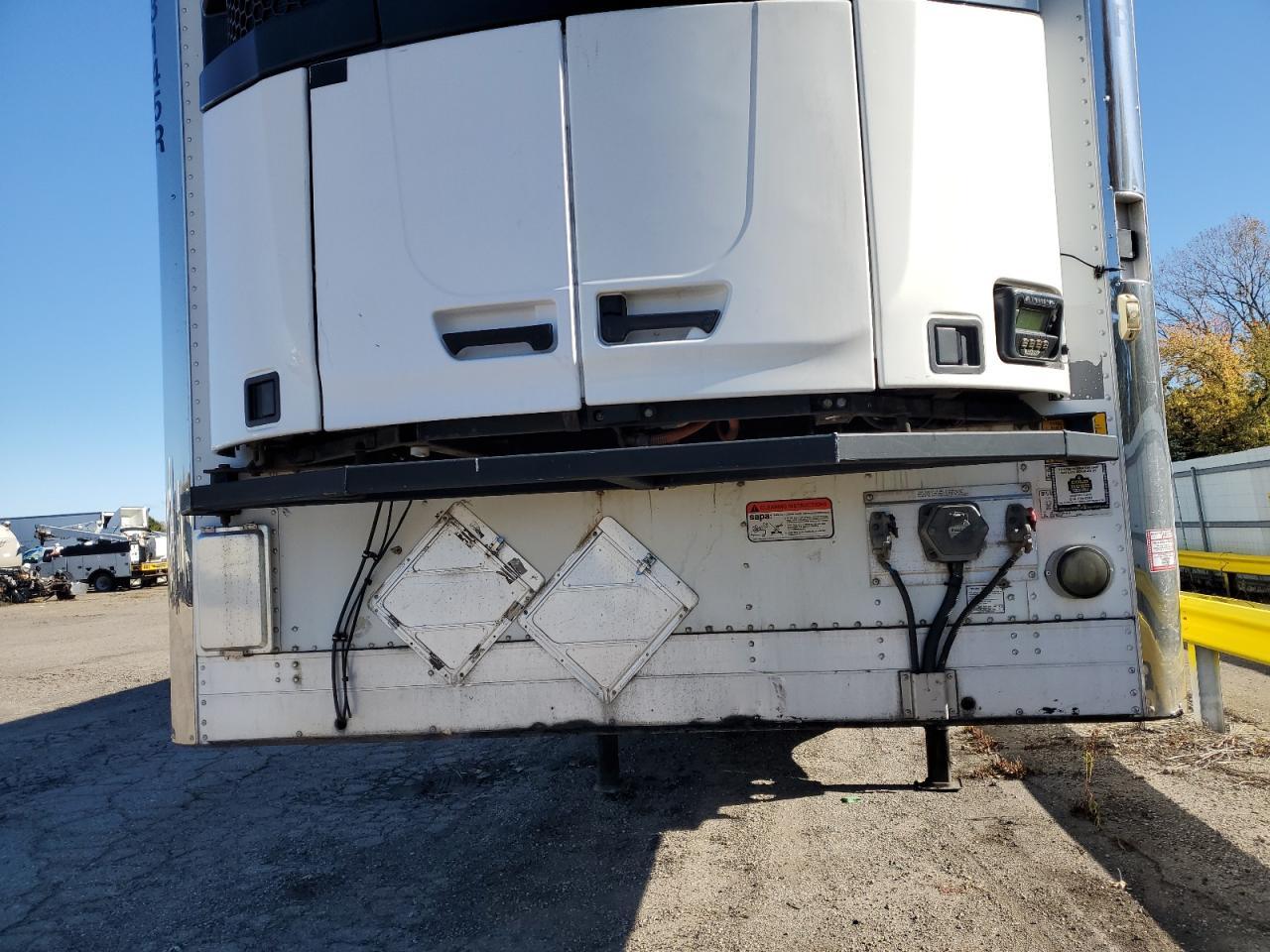 2017 Utility VS2RA Refrigerated Van Trailer