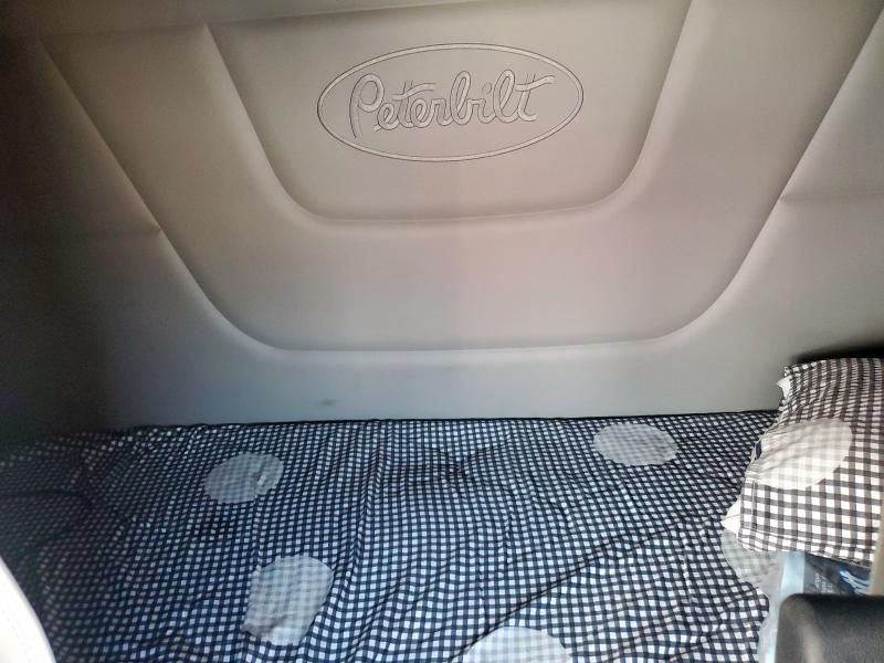 2026 Peterbilt 567 Semi Truck