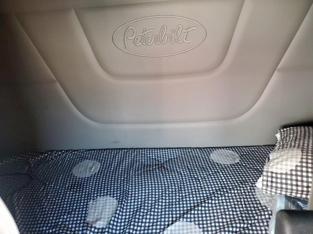 2026 Peterbilt 567 Semi Truck