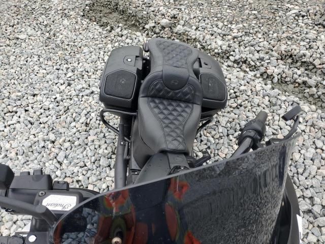 2023 Indian Motorcycle Co. Chieftain Dark Horse