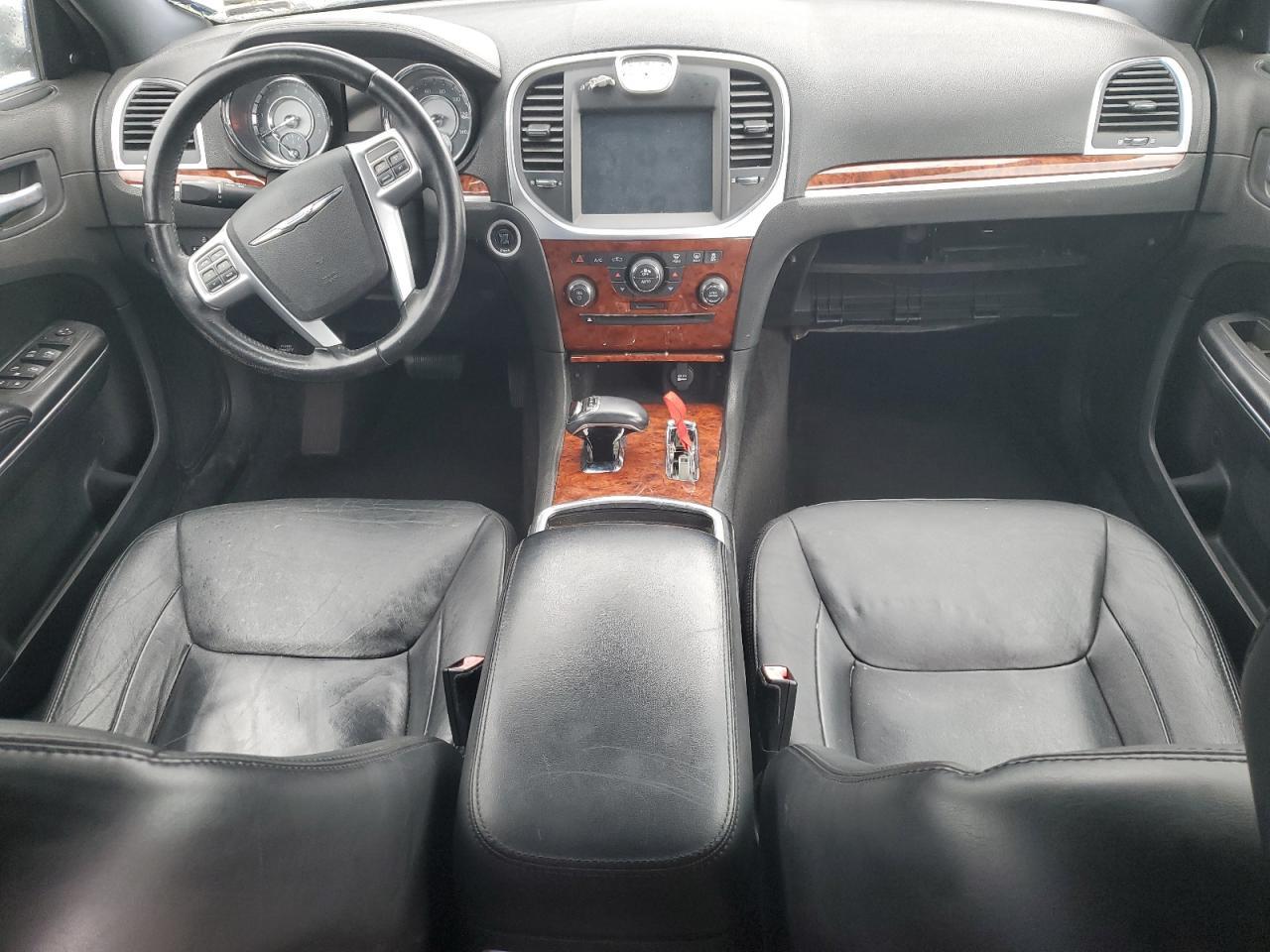 2012 Chrysler 300 Limited