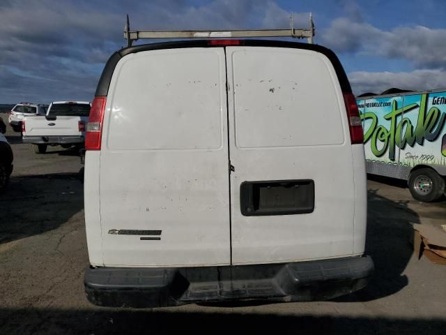 2016 Chevrolet Express G2500