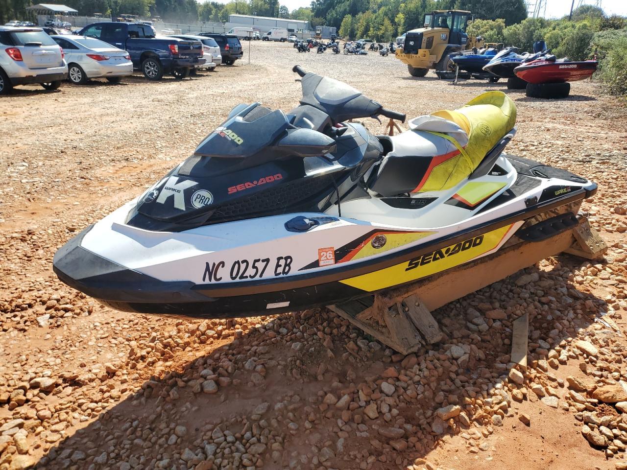 2014 Sea Doo WAKEPRO215