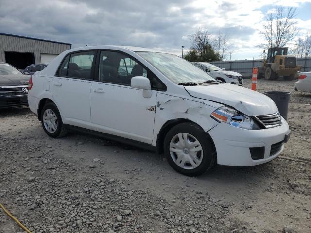 2011 Niss Versa 1.8 s