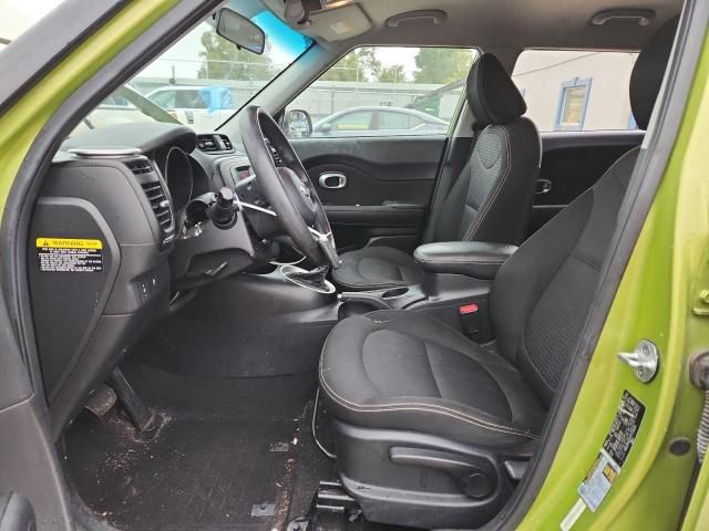 2015 KIA Soul +