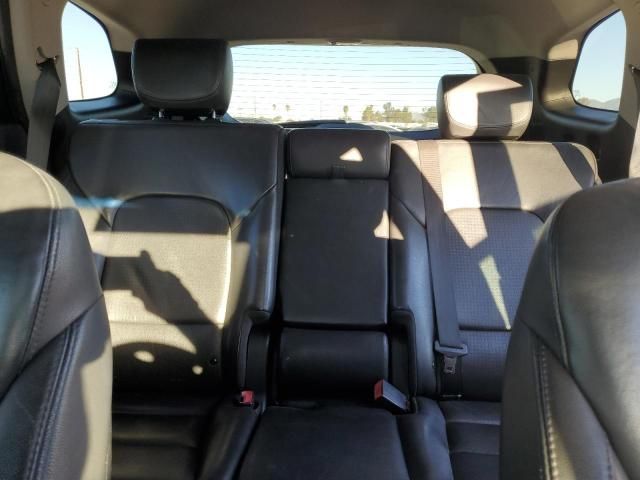 2013 Hyundai Santa fe gls