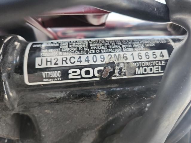 2002 Honda VT750 DC