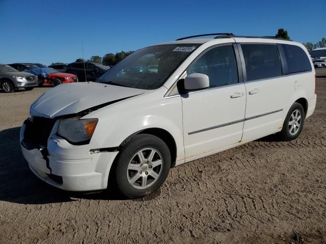 2010 Chrysler Town & Country Touring