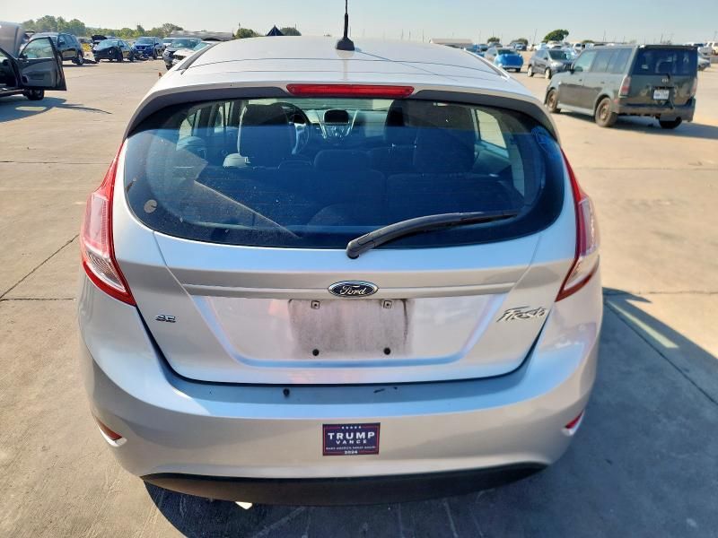 2015 Ford Fiesta SE