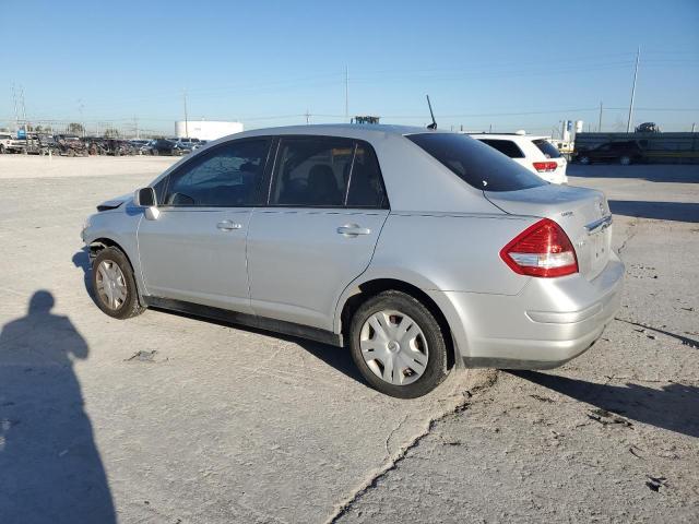 2011 Nissan Versa s