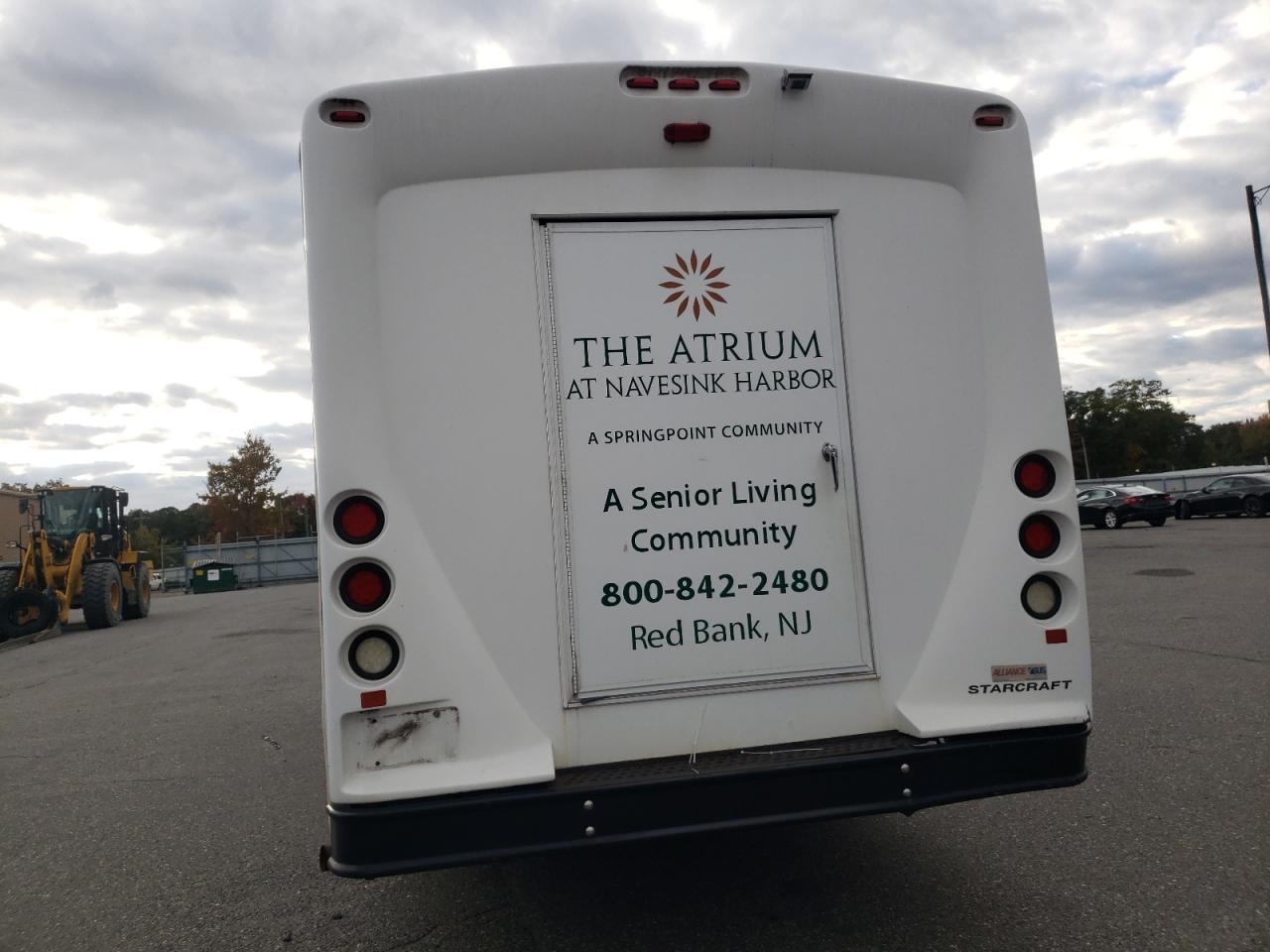 2017 Ford E450 Shuttle Bus