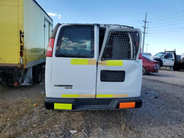 2016 Chevrolet Express G2500