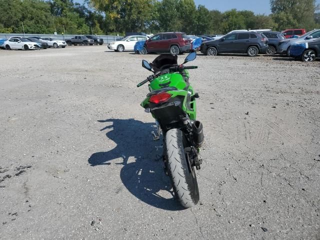 2015 Kawasaki EX300 A