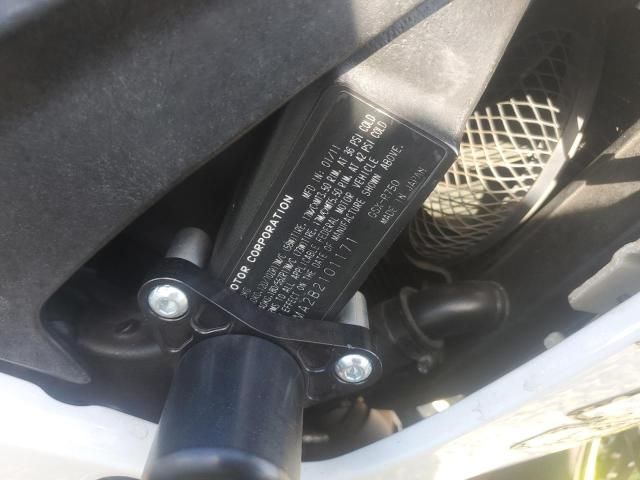 2011 Suzuki GSX750