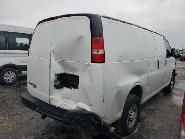 2015 Chevrolet Express G2500