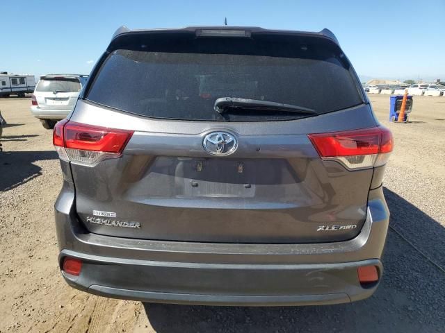 2018 Toyota Highlander SE