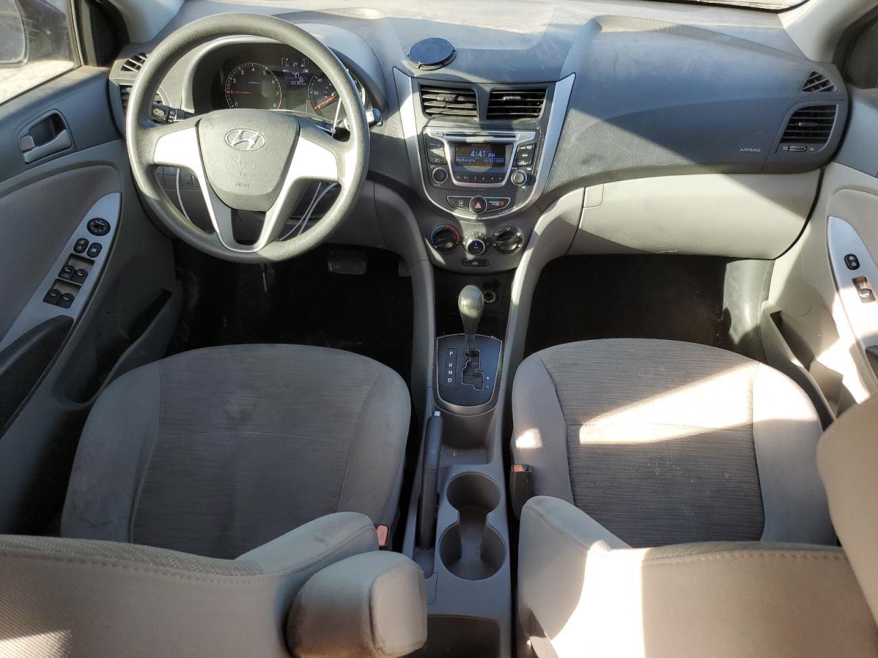 2016 Hyundai Accent se