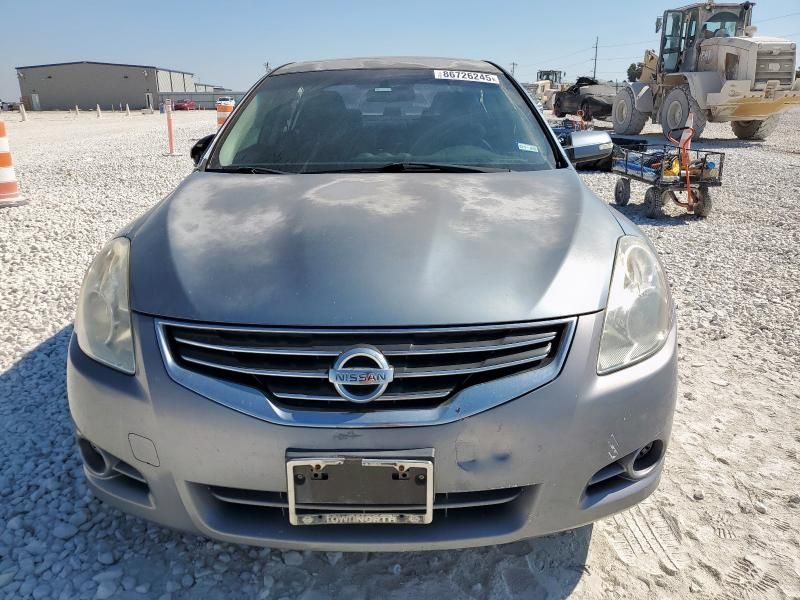 2010 Nissan Altima Base