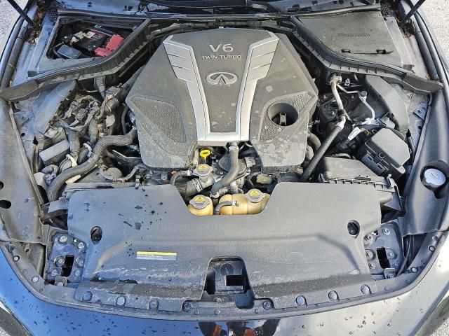 2018 Infiniti Q60 Luxe 300