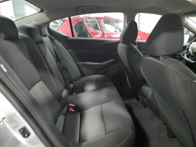 2024 Nissan Altima s