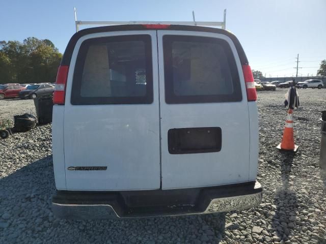 2020 Chevrolet Express G2500