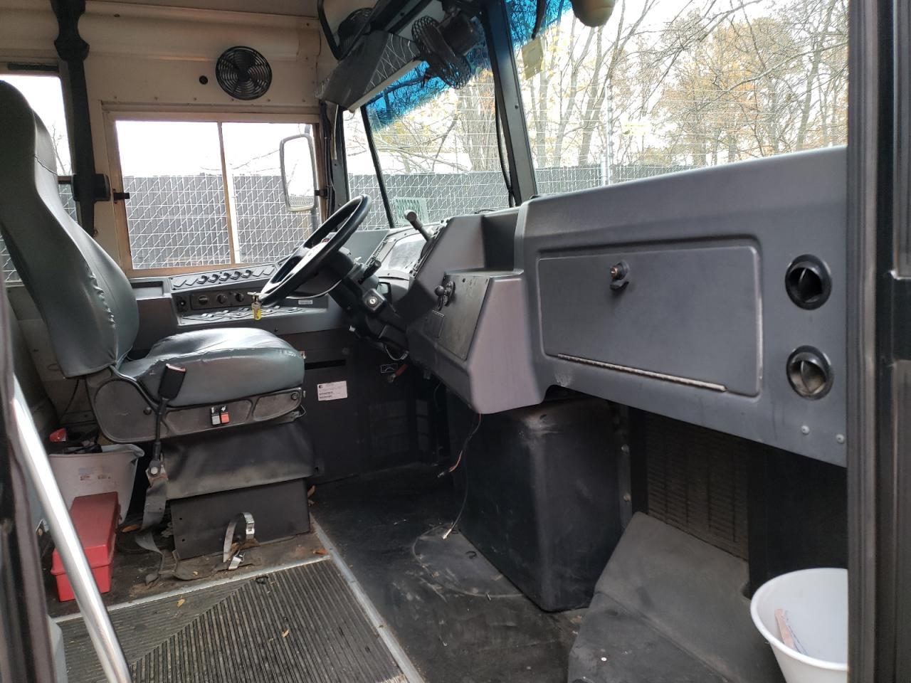 2013 Blubird 2013 Blub Bird BB Conventional School Bus