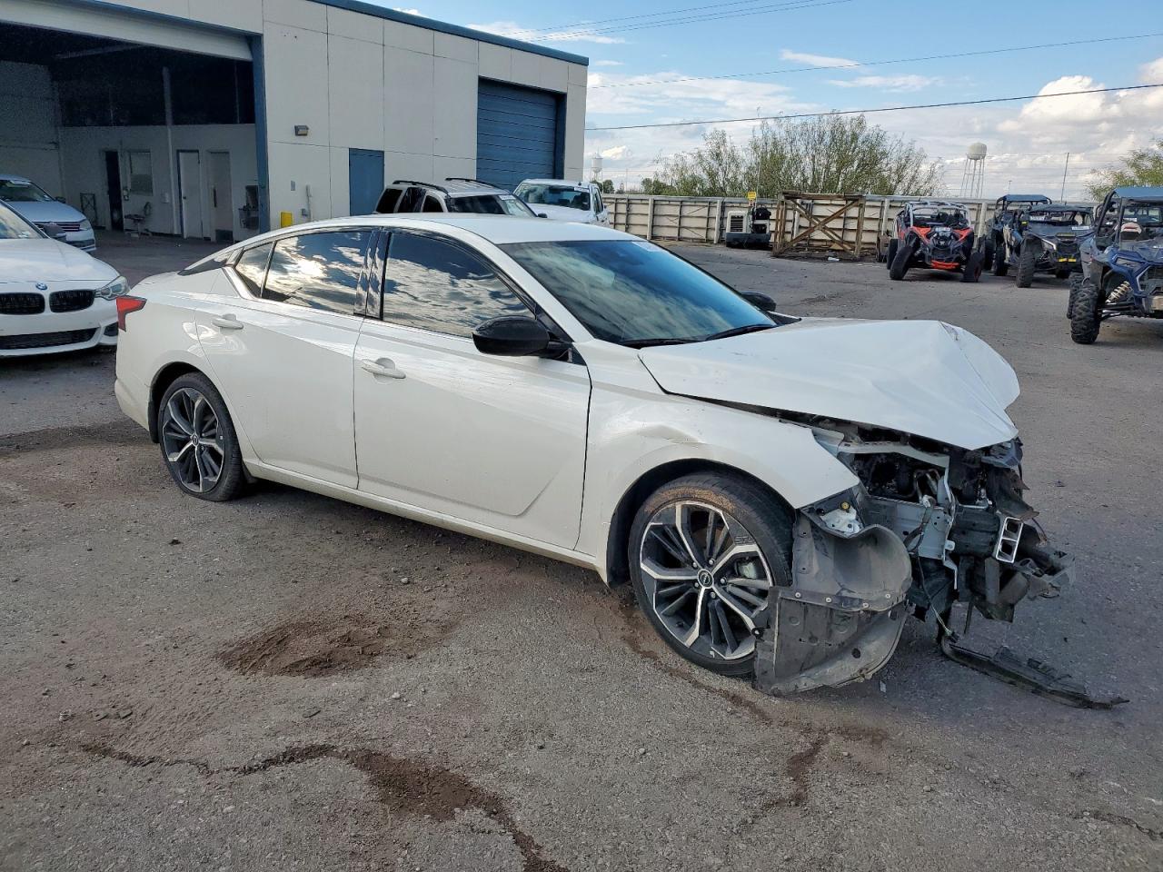 2024 Nissan Altima sr