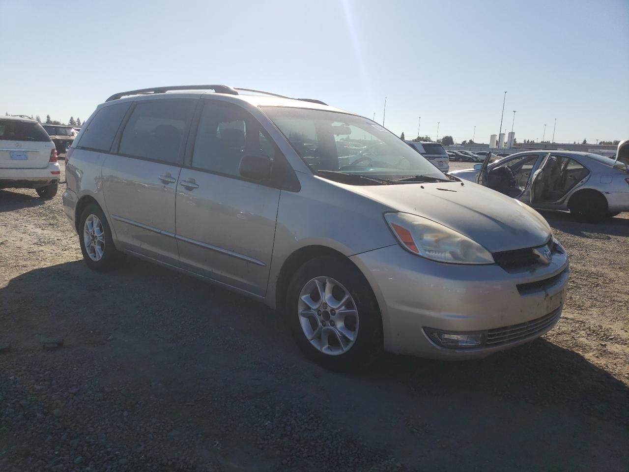 2005 Toyota Sienna xle