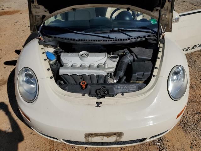 2009 Volkswagen New Beetle S