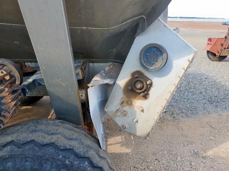 2017 Unknown 2017 Spreader