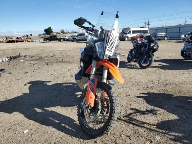 2023 KTM 890 Adventure R