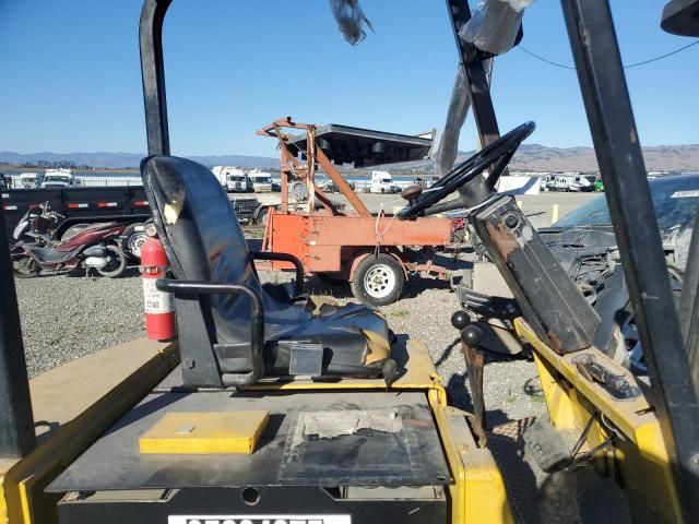 1985 Hyster Forklift