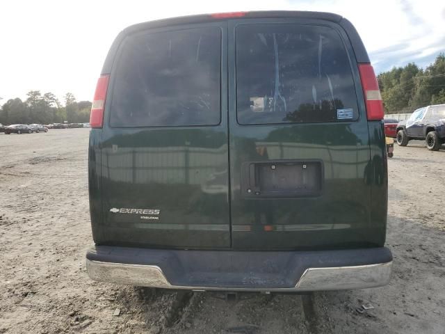 2013 Chevrolet Express G2500