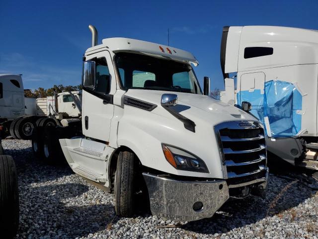 2019 Freightliner Cascadia 126 Semi Truck
