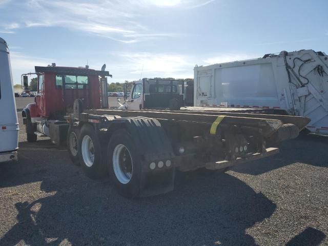 2007 Mack CV700 ROLL-OFF Container Truck