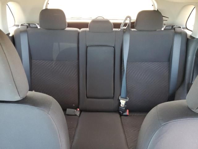 2013 Mitsubishi Outlander Sport le