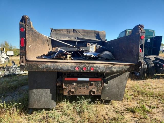 2000 Ford F650 Super Duty