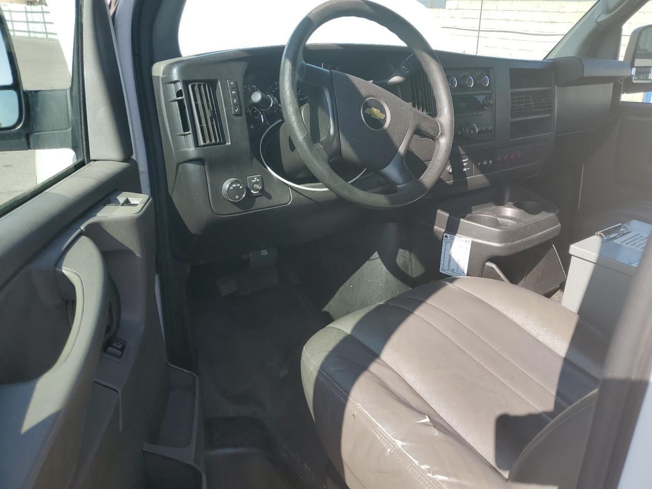 2014 Chev Rolet Express Delivery van