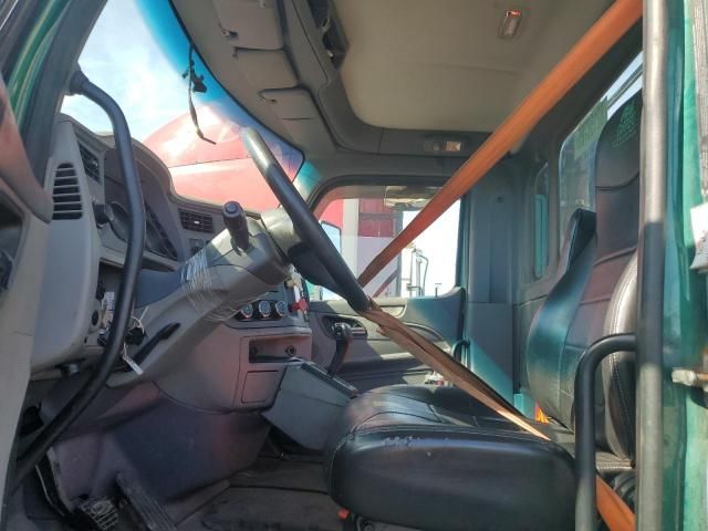 2014 Peterbilt 579 Semi Truck
