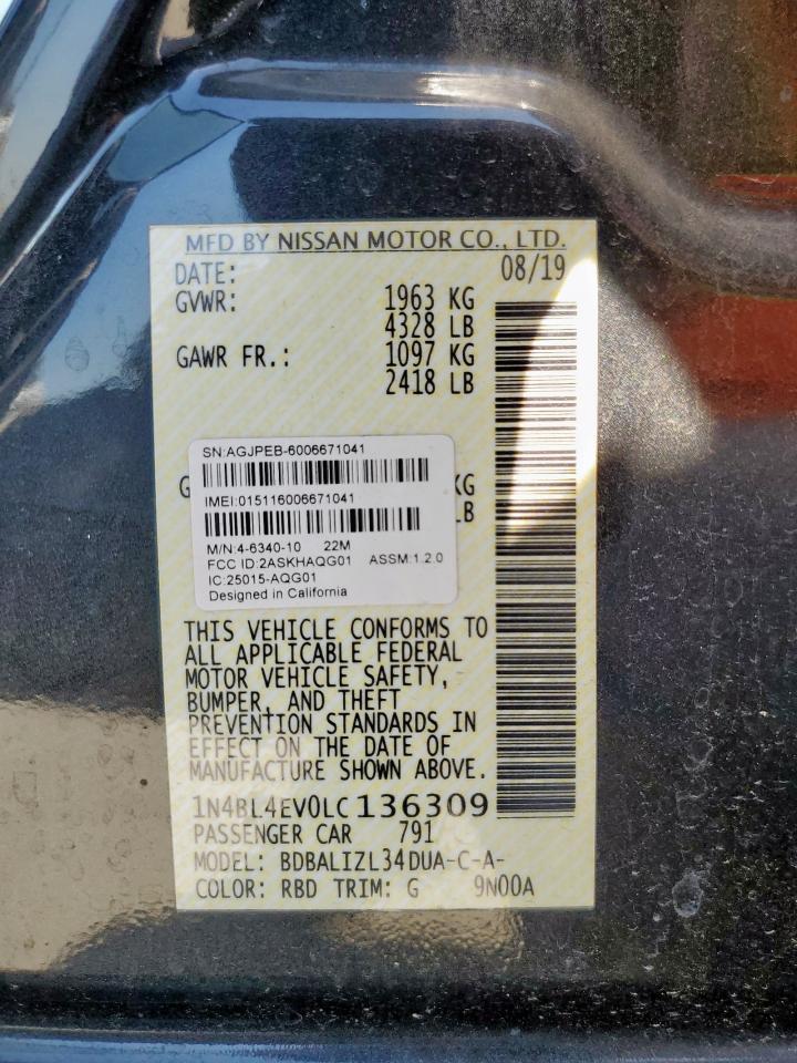 2020 Niss Altima
