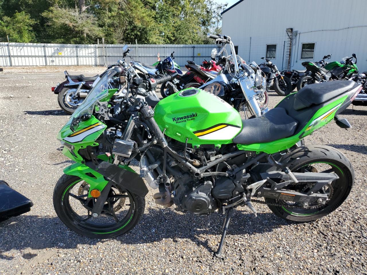 2025 Kawasaki EX500 H